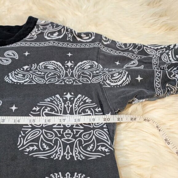 AAPE by A Bathing Ape Reversible Black Bandana T-Shirt Size Small - Picture 6 of 10